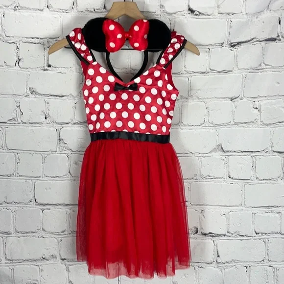 green emerald velvet dress Amazon.com: Vintage Minnie Costume, Official Disney 100 Years of Wonder  Classic Minnie Mouse Outfit, Size (2T) : Clothing, Shoes & Jewelry